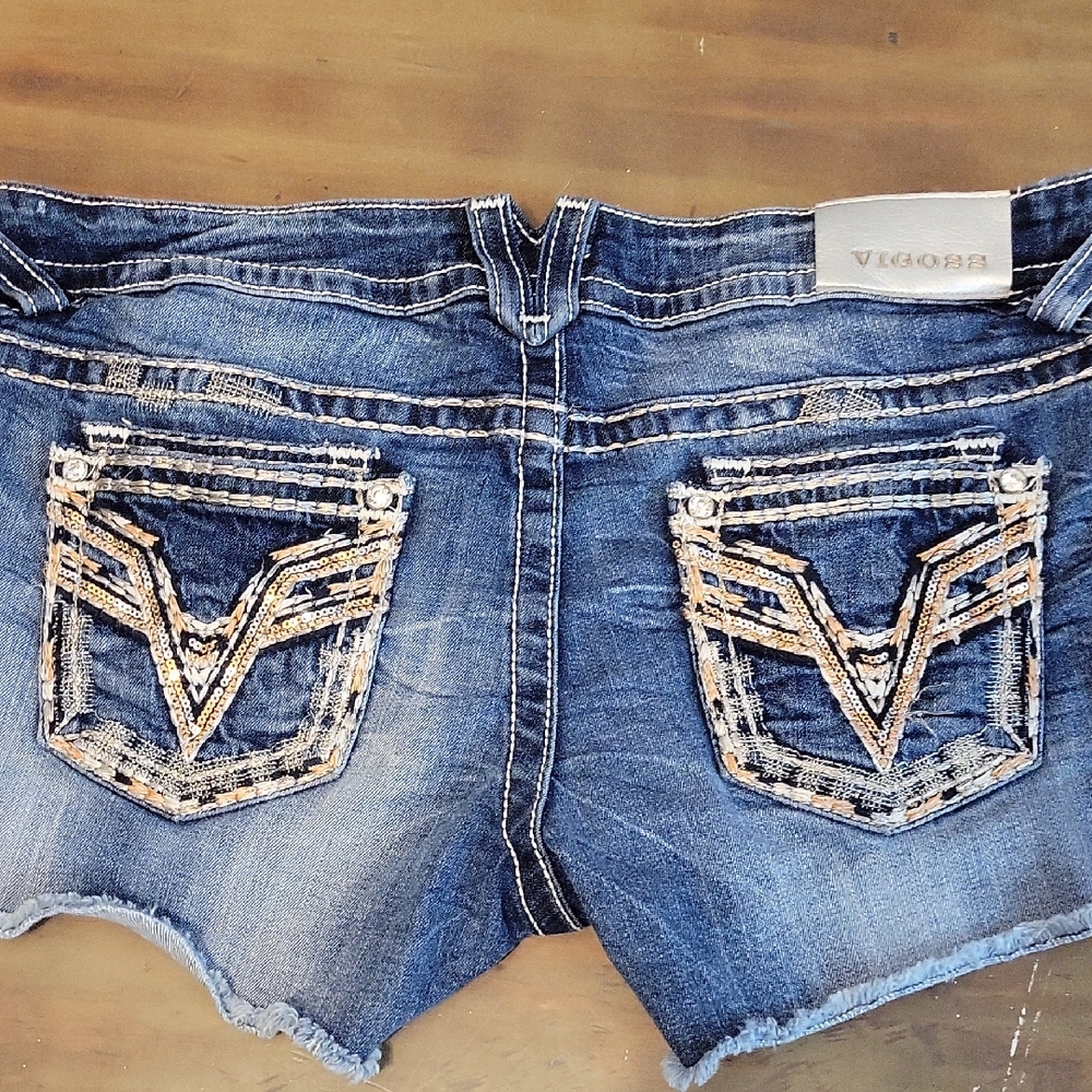 Vigoss Shorts